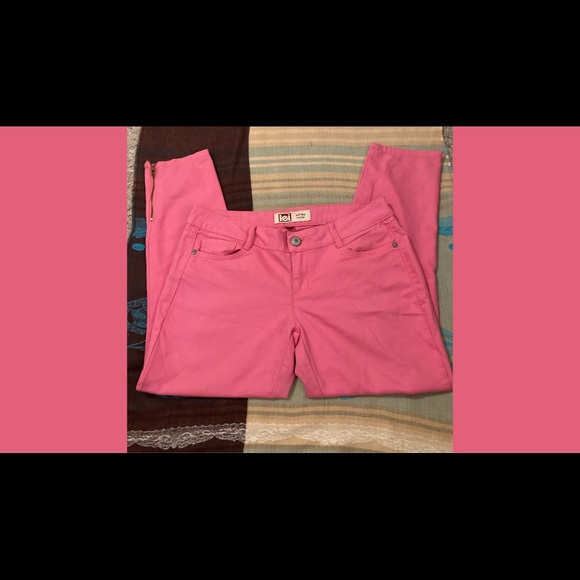 Pink Khakis - Picture 2 of 9